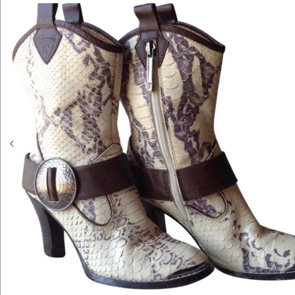 Donald J. Pliner Snakeskin Booties Sz 8 1/2 - Picture 1 of 4